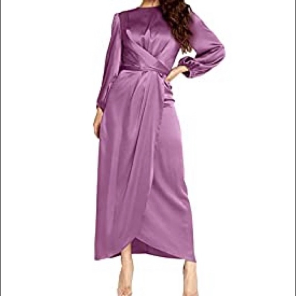Maxi long sleeved beautiful dress good for wedding and celebrations